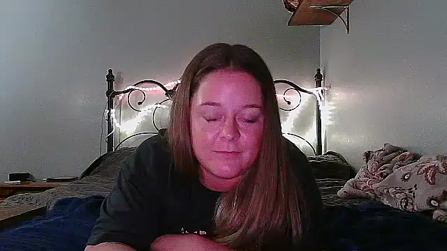 Snapshot of Artgirlie31 chatting on October 2025 04:00:01 AM Artgirlie31 online show from October 2025 04:00:01 AM