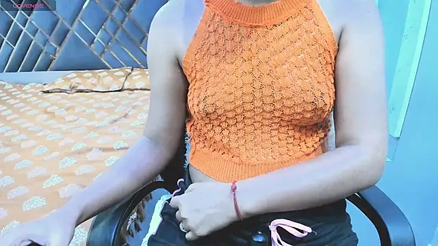 IndianKittey online show from November 2025 08:42:02 AM