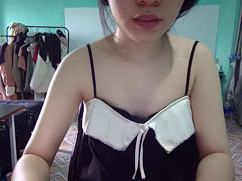 May2k2 online show from November 2025 03:43:01 AM