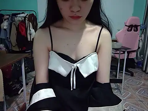 May2k2 online show from November 2025 03:35:02 AM