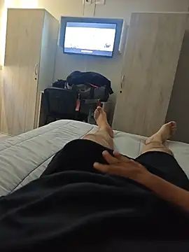 Snapshot of mbrc35 chatting on November 2025 10:09:01 PM mbrc35 online show from November 2025 10:09:01 PM