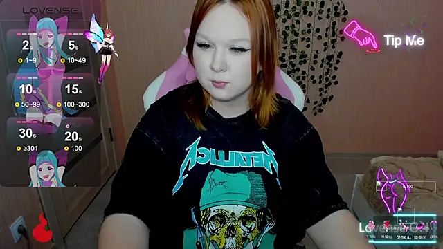 Lovly Vixen online show from October 2025 05:12:02 PM