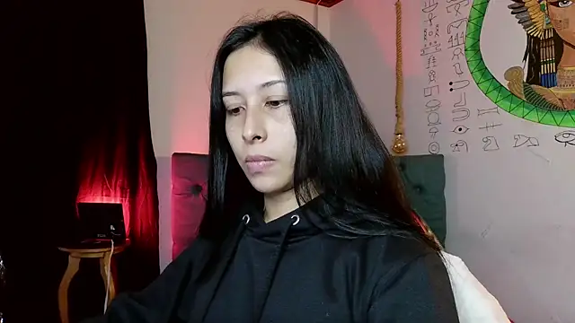 Snapshot of melissa__dolce chatting on May 2026 01:05:02 PM melissa dolce online show from May 2026 01:05:02 PM