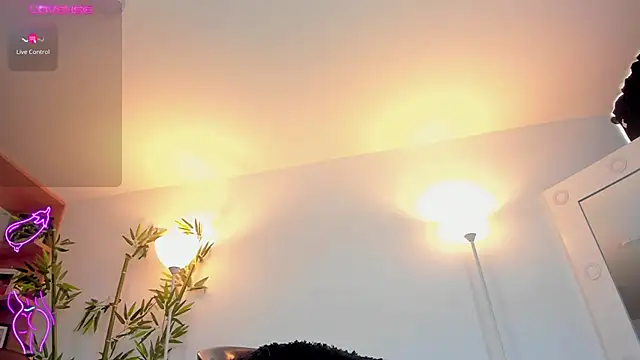 JessicaPratt online show from October 2025 09:15:02 PM