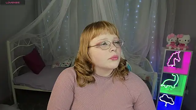 LottieReed online show from December 2025 04:28:02 PM