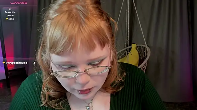 LottieReed online show from January 2026 04:14:02 PM
