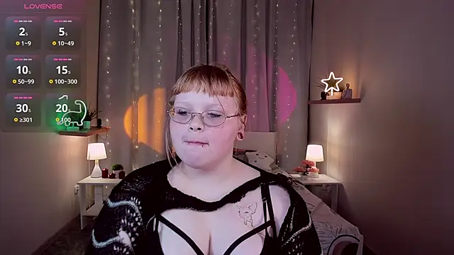 LottieReed online show from November 2025 03:49:02 PM