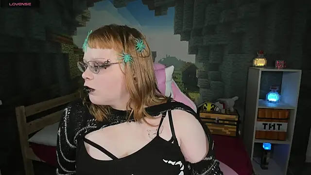 LottieReed online show from October 2025 05:12:01 PM