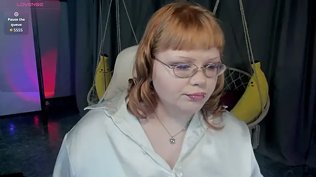 LottieReed online show from January 2026 04:03:02 PM