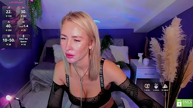 Snapshot of MadamMilly_ chatting on November 2025 06:39:01 AM MadamMilly online show from November 2025 06:39:01 AM