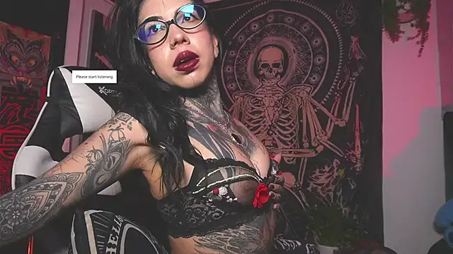 Snapshot of Dalia_Vorhees chatting on December 2025 01:32:02 AM Dalia Vorhees online show from December 2025 01:32:02 AM