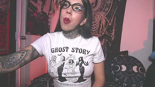 Dalia Vorhees online show from January 2026 02:05:02 AM