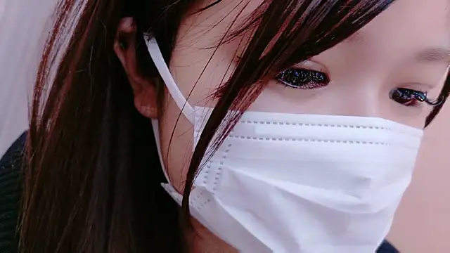 HIMEKAxx online show from December 2025 10:36:01 AM