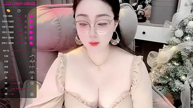 Snapshot of Monica-666888- chatting on November 2025 08:12:01 PM Monica-666888- online show from November 2025 08:12:01 PM