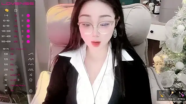 Snapshot of Monica-666888- chatting on December 2025 08:09:02 AM Monica-666888- online show from December 2025 08:09:02 AM