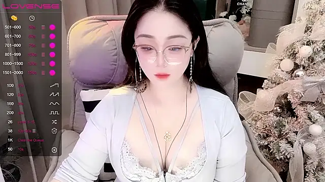 Snapshot of Monica-666888- chatting on November 2025 05:17:02 PM Monica-666888- online show from November 2025 05:17:02 PM