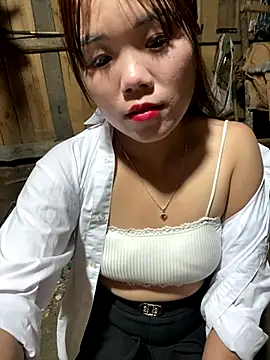 nachi-baby online show from November 2025 01:27:02 PM