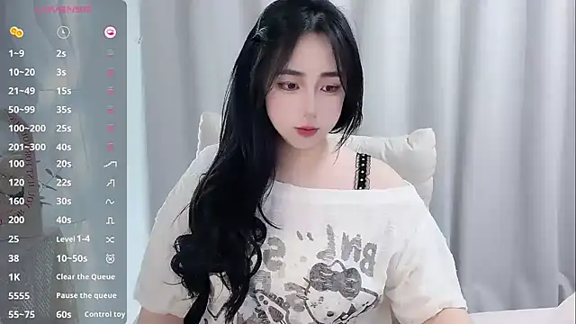 Love-hanzaizai718 online show from April 2026 12:09:01 PM