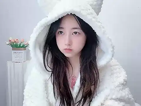 Love-hanzaizai718 online show from October 2025 04:52:02 PM