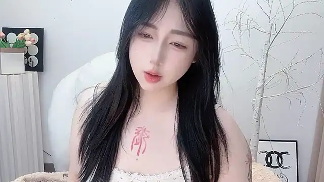 Love-hanzaizai718 online show from November 2025 02:06:01 PM