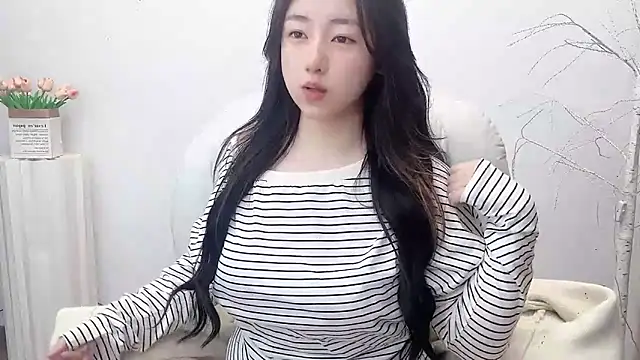 Love-hanzaizai718 online show from November 2025 05:16:02 PM