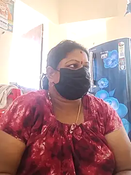 sreemamitha9 online show from April 2026 10:01:01 AM