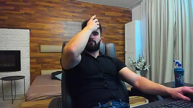 MicahLane online show from December 2025 06:03:01 AM