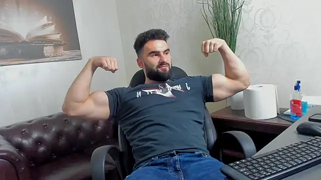 MicahLane online show from October 2025 05:28:01 AM