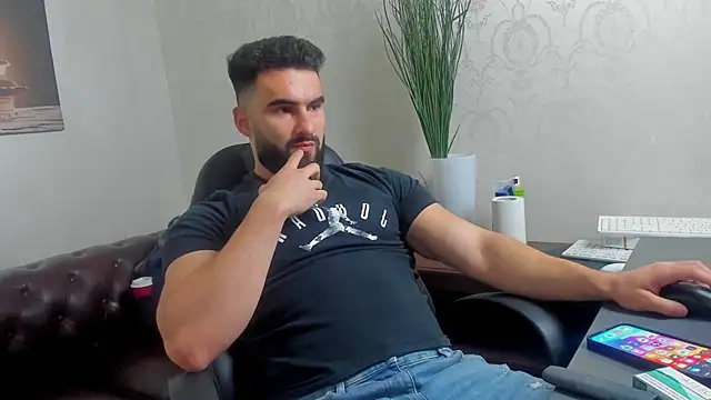 MicahLane online show from October 2025 04:33:02 AM