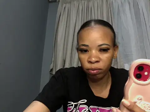 CandySlender18 online show from October 2025 05:12:01 PM