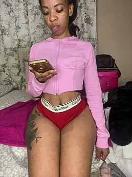 Snapshot of CandySlender18 chatting on June 2026 05:58:02 AM CandySlender18 online show from June 2026 05:58:02 AM
