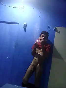 Snapshot of HSexy_Men00 chatting on November 2025 09:53:01 PM HSexy Men00 online show from November 2025 09:53:01 PM