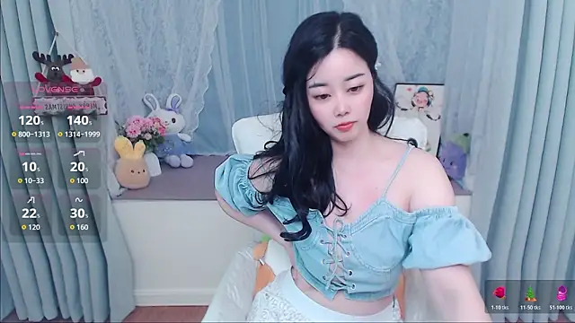 Xiaodie-baby online show from May 2026 01:06:01 PM
