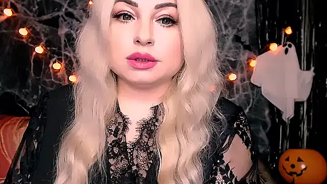 Snapshot of Renee_Cherry chatting on October 2025 12:20:01 AM Renee Cherry online show from October 2025 12:20:01 AM