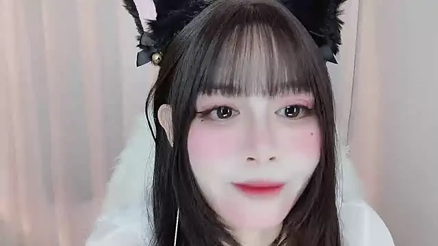 Snapshot of -zhuzhu-999- chatting on July 2026 05:01:02 PM -zhuzhu-999- online show from July 2026 05:01:02 PM