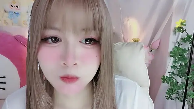 Snapshot of -zhuzhu-999- chatting on November 2025 05:12:02 PM -zhuzhu-999- online show from November 2025 05:12:02 PM