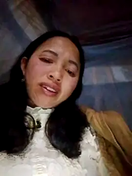 TRIEUTRIEU20 online show from December 2025 01:37:02 PM