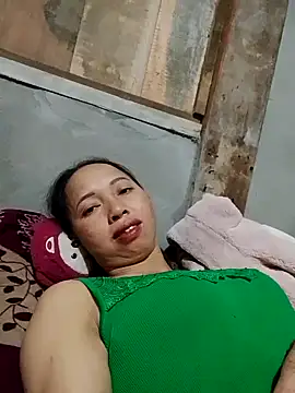 TRIEUTRIEU20 online show from November 2025 02:15:01 AM