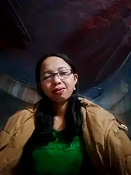 TRIEUTRIEU20 online show from November 2025 03:01:02 PM