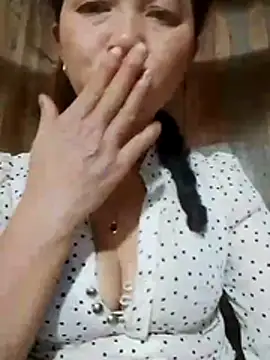 TRIEUTRIEU20 online show from March 2026 10:48:02 AM