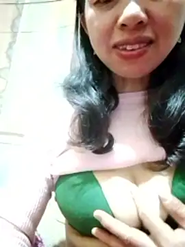 TRIEUTRIEU20 online show from December 2025 11:34:01 AM