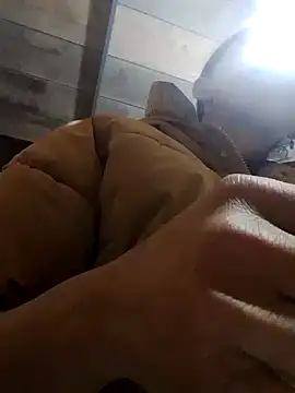 TRIEUTRIEU20 online show from November 2025 01:06:02 AM