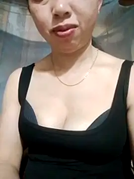 TRIEUTRIEU20 online show from April 2026 04:24:02 PM