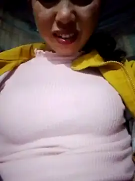 TRIEUTRIEU20 online show from December 2025 07:24:02 AM