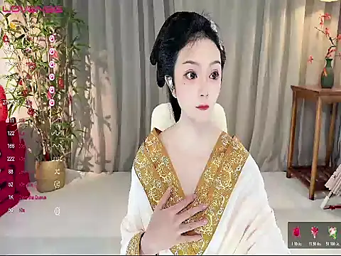 Snapshot of LuckyGirl_GeGe chatting on October 2025 08:04:02 AM LuckyGirl GeGe online show from October 2025 08:04:02 AM