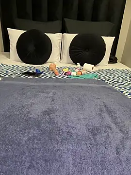 Nicole bash online show from April 2026 07:59:02 AM