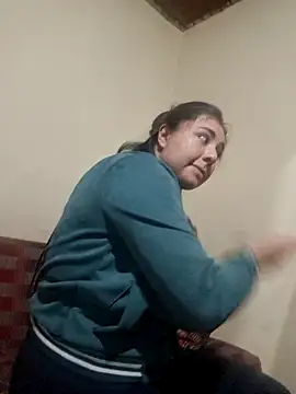 SantaRameriz online show from November 2025 08:34:01 PM