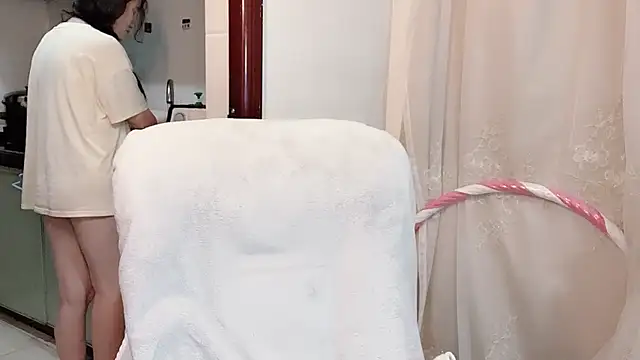 anna-888- online show from November 2025 03:59:02 PM