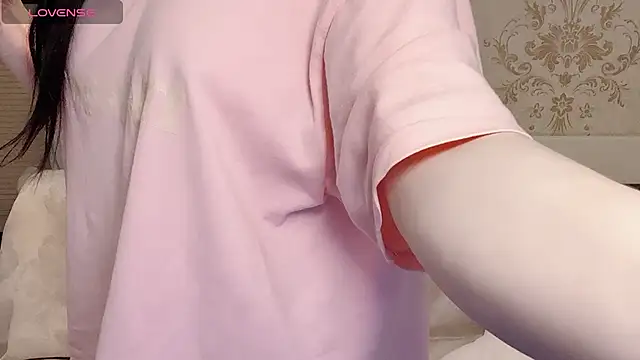 anna-888- online show from February 2026 01:22:01 PM