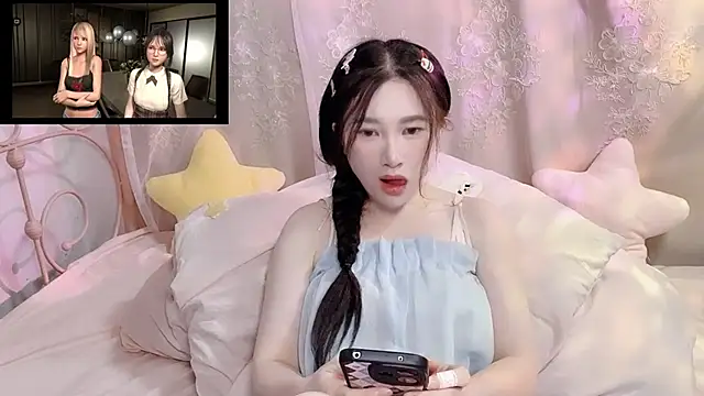 anna-888- online show from November 2025 04:01:02 PM